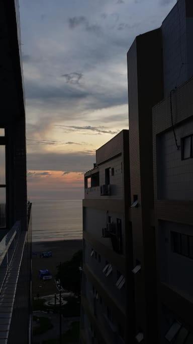 Apartamento Studio Frente A Praia Boqueirao Santos (Sao Paulo)